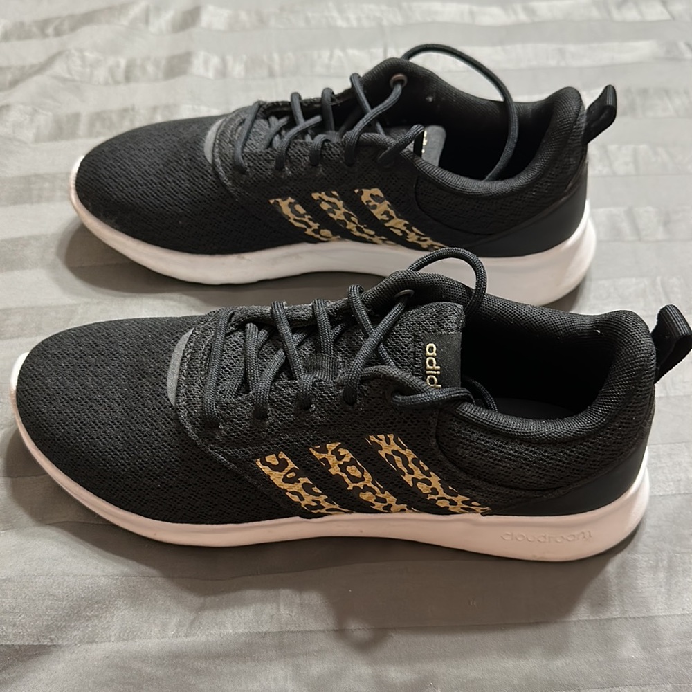 Adidas Memory Foam Cheetah Print Size 7 - image 3